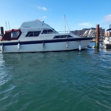 Fairline 32 sedan