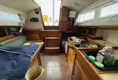1979 Island Plastics Frigate 27
