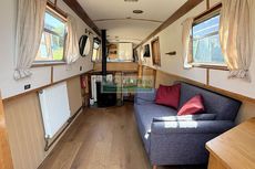 60ft Semi-Traditional Stern
