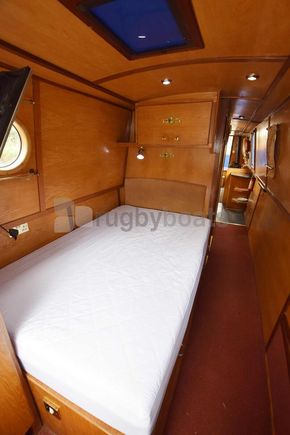 Bedroom forward