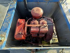 Lister engine. 