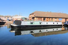 56ft Semi-Traditional stern 