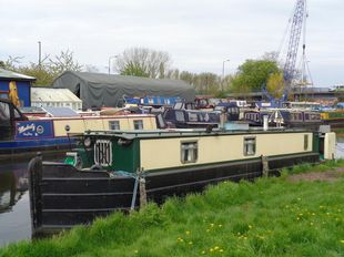 40ft Cruiser Stern Narrowboat built 2005 by Douglas Barnett