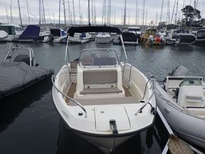 Quicksilver 555 Open Motor Boat - Exterior