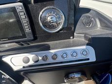 2023 Crownline E235XS