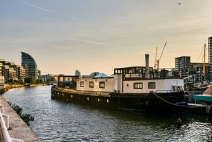 Belgium Splitz Barge
