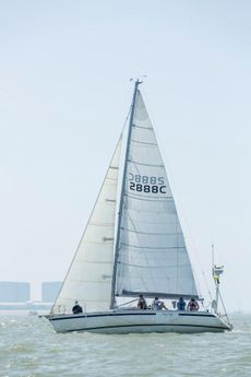 1984 Jeanneau Selection 37