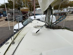 Jouet 680 Cruiser - Coachroof/Wheelhouse