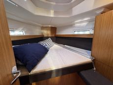 2015 Bavaria Cruiser 37