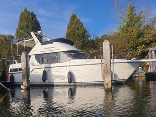 Carver 390 European