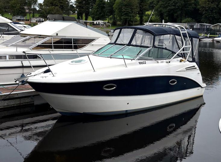 Maxum 2400 SE