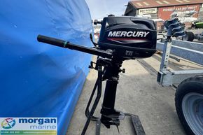 Mercury 5hp long shaft outboard - tiller