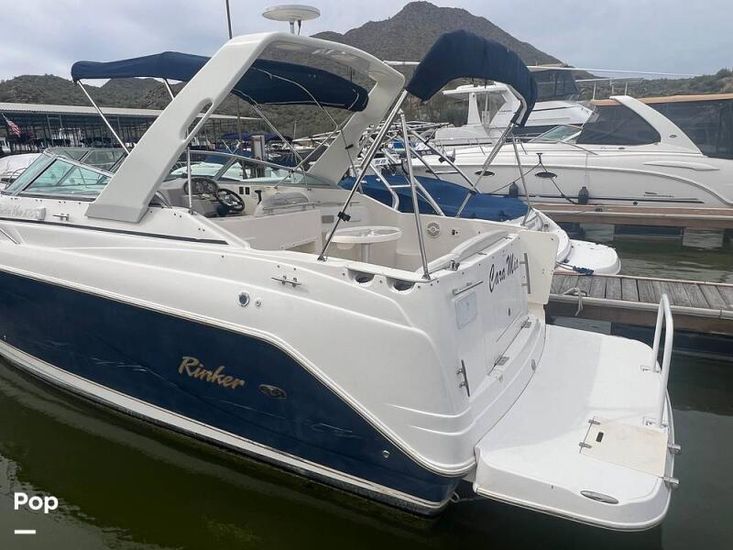 2005 Rinker fiesta vee 270