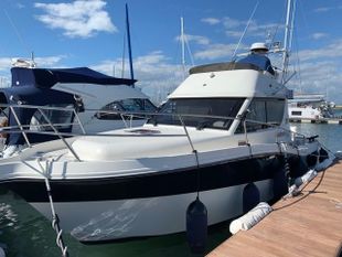 2008 Rodman 940