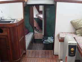 Endurance 35 Sailing Yacht - Looking Forward