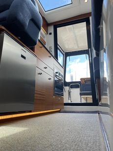 Nimbus 305 Coupe