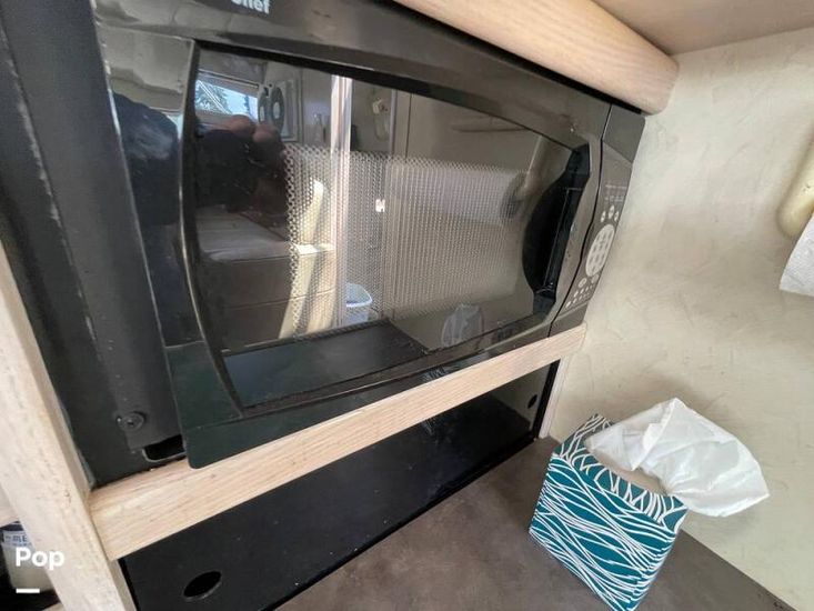 1995 Bayliner 3255 Avanti