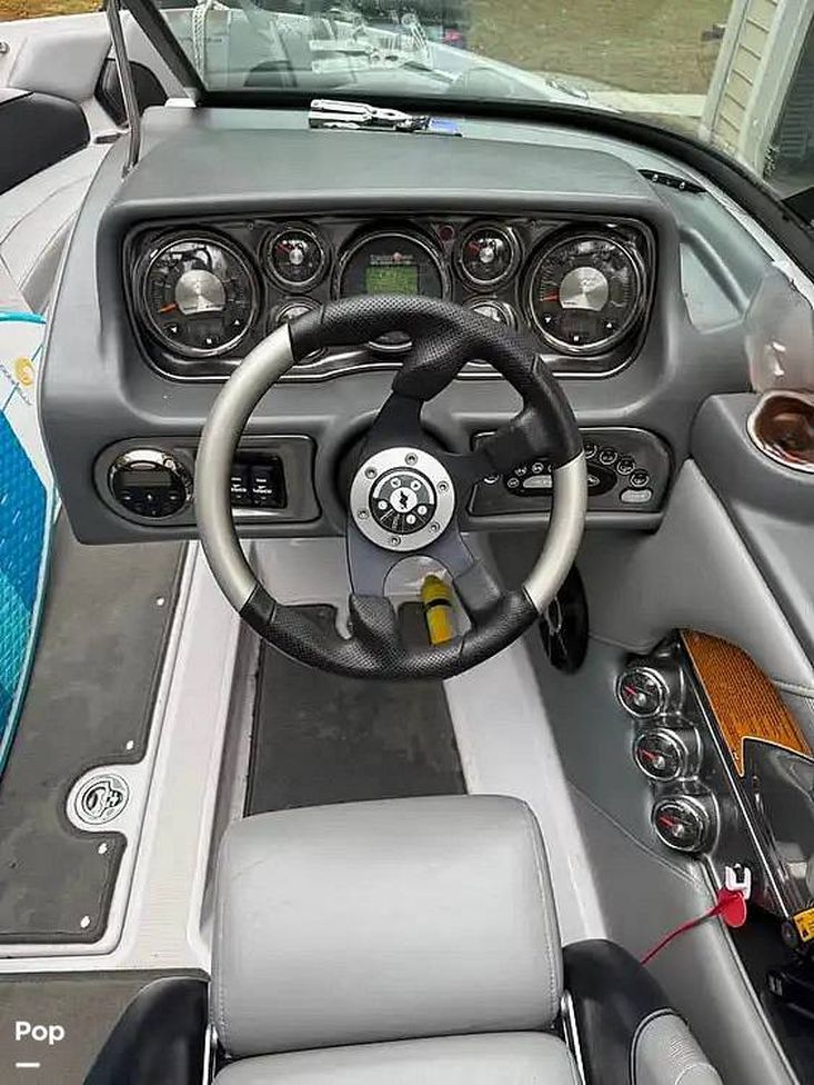 2009 Correct Craft super air nautique 210