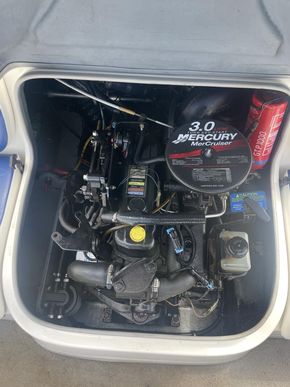 2005 Bayliner  175BR 17