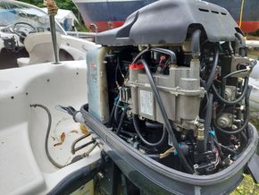 Bayliner 160 Bowrider  - Engine