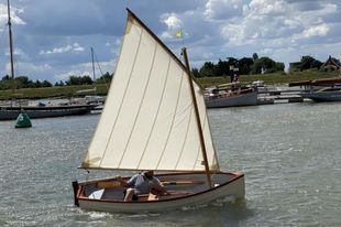 2022 Classic 10ft Sailing Dinghy