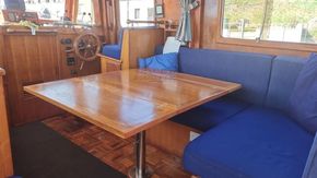 Puget Sound 34  - Interior