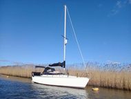 Jeanneau fantasia sailboat 1985