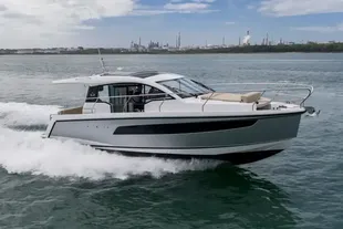 2026 Sealine C335