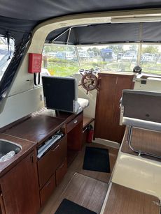 motor Boat river cruiser REDUCED 