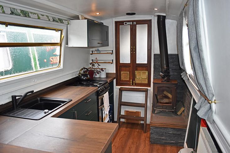 48ft Cruiser Stern Narrowboat