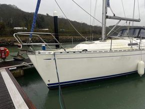Dufour 36 Classic  - Bow