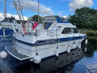 1983 Fairline Turbo 36