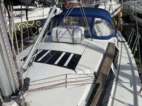 2015 Hanse 345 11