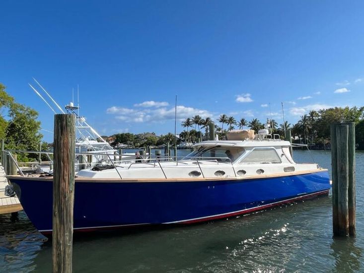 2010 Back Cove gentlemans motor yacht