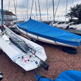 D-Zero Dinghy &ndash; Sail No. 300