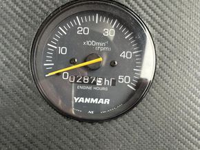 1992 Regal 300 Commodore 11