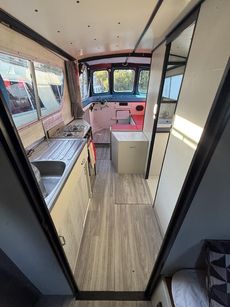 Hampton Safari classic Broads Cruiser Liveaboard