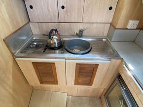 Powles 33 Sportsman Large Fast Fisher - Galley