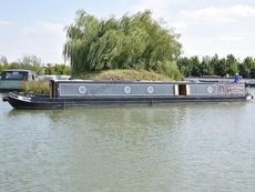 TIMELESS • 59ft 8in, Braidbar Hybrid, 2+2 berths