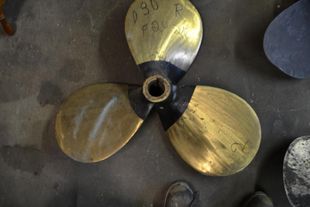 RH, 30 x 20, Hyle, 3-blade, Brass, 2 1/4" bore