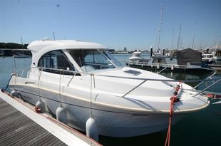 2010 Beneteau Antares 8