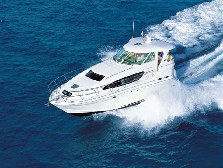 Sea Ray 415 Motor Yacht