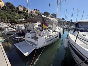 2011 Bavaria 36 Cruiser 8