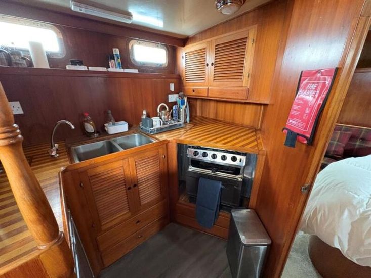 1982 Trader  41