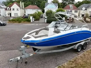 2011 Yamaha Boats 242 Limited S