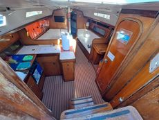 1986 Beneteau First 375