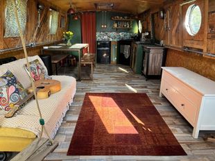 Beautiful widebeam, Pumpkin built by Paul Widdowson 50 x 11ft