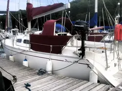 2005 Delphia 29 Lifting Keel