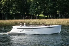 2026 Corsiva 800 Tender