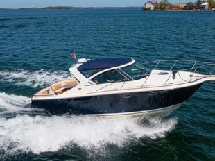 2012 Tiara Yachts 3100 Coronet